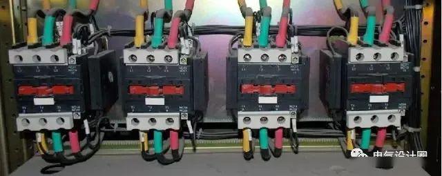 配電室中有哪些類型的低壓配電柜電壓？配電柜主要內(nèi)部組件是什么？