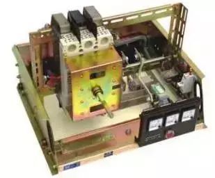 低電壓開(kāi)關(guān)柜不同類(lèi)型型號(hào)！