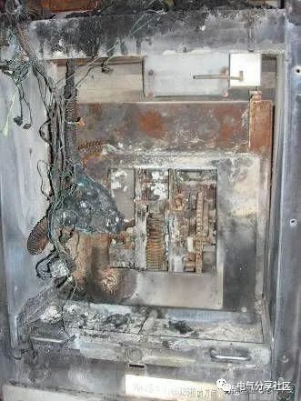 輕微開關(guān)柜故障會(huì)造成重大損失，請注意高壓電工