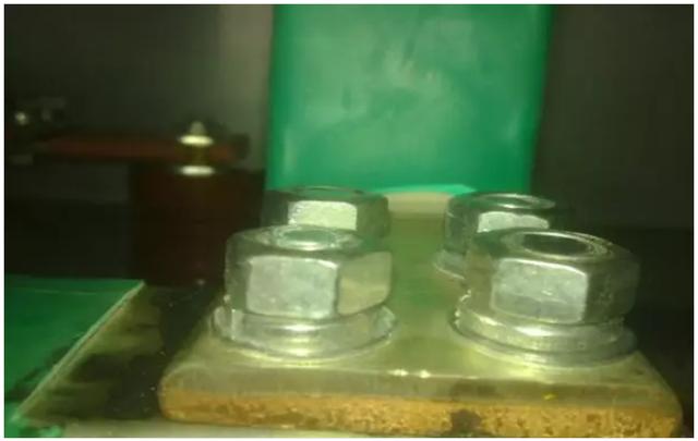 高壓開關(guān)柜安裝過程及注意事項詳細說明，有插圖，非常實用！