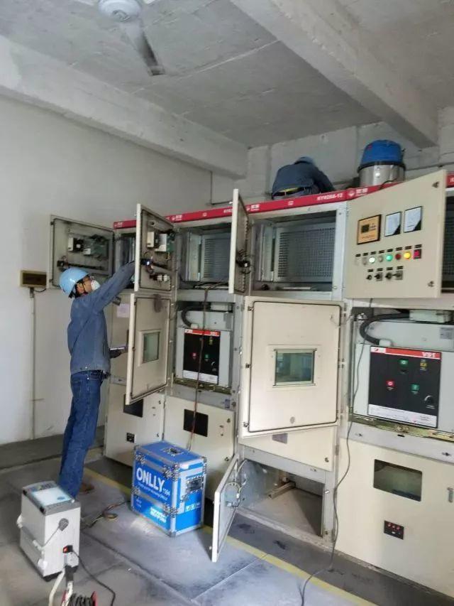高電壓開關(guān)柜維護(hù)，確保整個配電室高效運行！