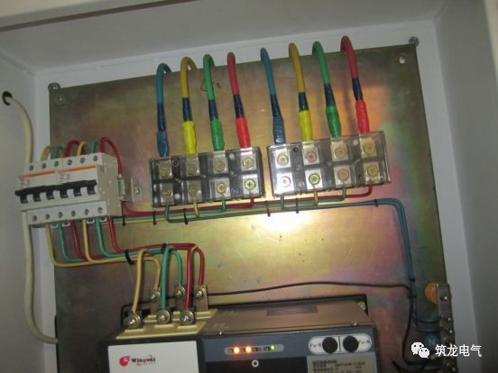 《建筑電氣工程施工質(zhì)量驗(yàn)收規(guī)范》GB50303-2015 配電箱(機(jī)柜)安裝詳細(xì)說(shuō)明！